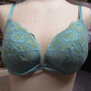 VS padded, push up bra 38D